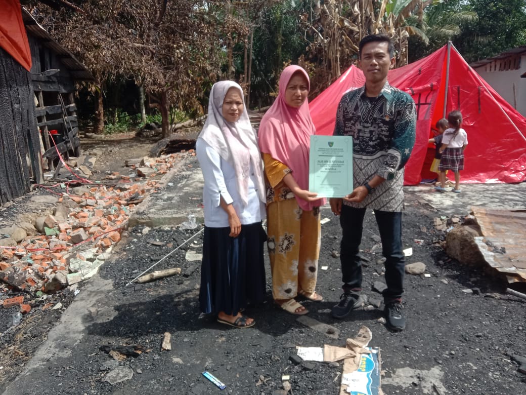 UKL Ranah Ampek Hulu Tapan Lakukan Monitoring dan Penerbitan Dokumen Kependudukan bagi Korban Kebaka