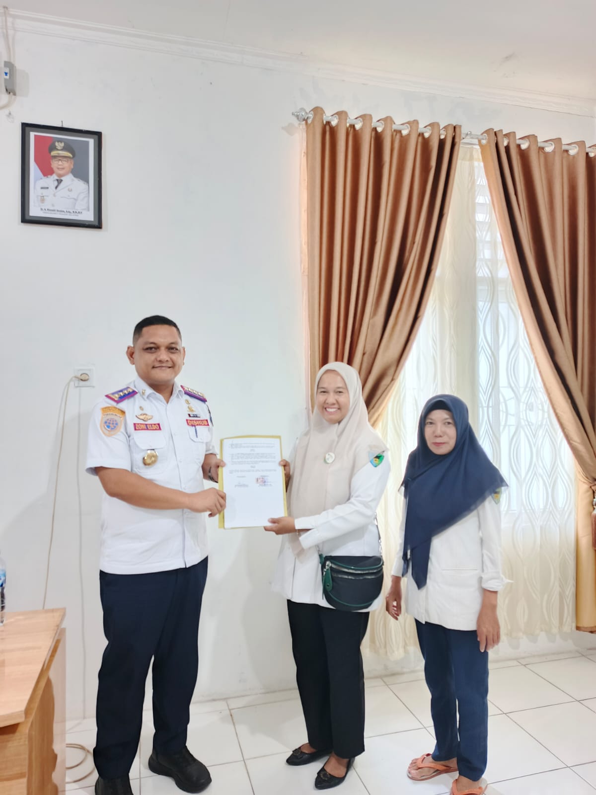 Pelaksanaan penandatanganan PKS tentang pemanfaatan data Disdukcapil dengan Dinas Perhubungan Kab. P