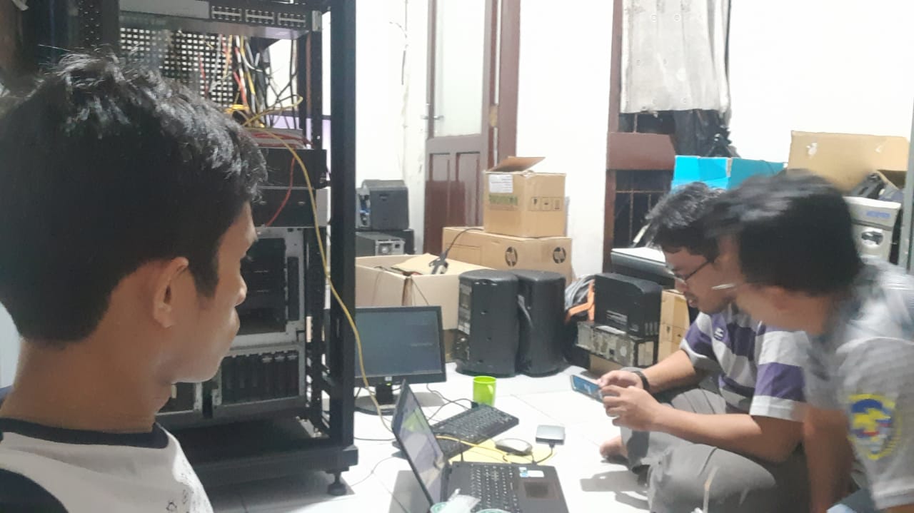 SERVER KTP-EL DISDUKCAPIL PESISIR SELATAN DALAM PERBAIKAN