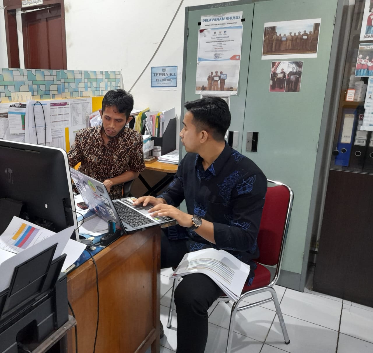 UNAND KIRIM MAHASISWA MAGANG KE DINAS DUKCAPIL PESISIR SELATAN