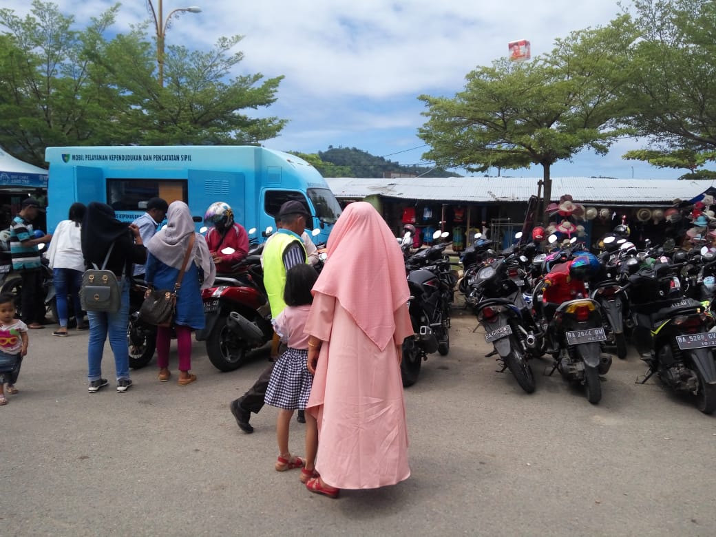 INOVASI LAYANAN THR DINAS DUKCAPIL KABUPATEN PESISIR SELATAN